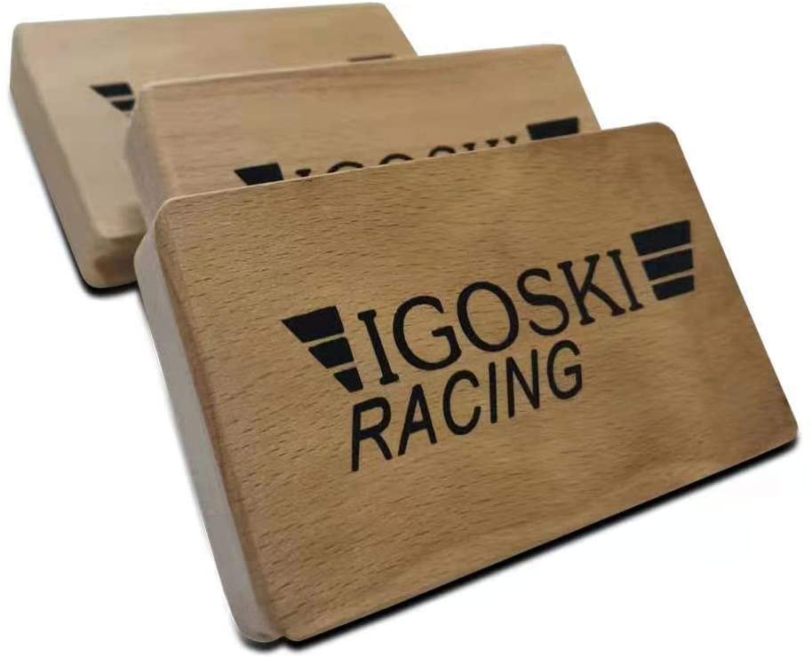 IGOSKI 3 Piece/lot Ski Brush 1 Horsehair Brush, 1 Nylon Brush, 1 Brass Brush Size 4.6 * 2.9 * 1.36 Inch, Weight 5.3 Oz