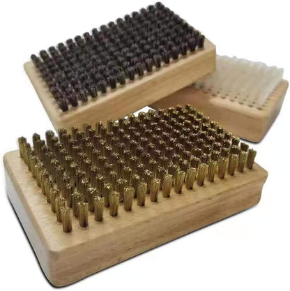 IGOSKI 3 Piece/lot Ski Brush 1 Horsehair Brush, 1 Nylon Brush, 1 Brass Brush Size 4.6 * 2.9 * 1.36 Inch, Weight 5.3 Oz